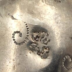 Sidabruoto metalo dėžutė “Mangas” 3×5,5×3 cm