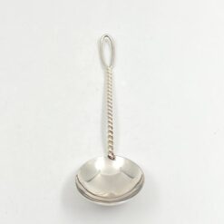 Sidabrinis šaukštas, praba 800 (1950 m., Šveicarija) 18×5,5×3,5 cm