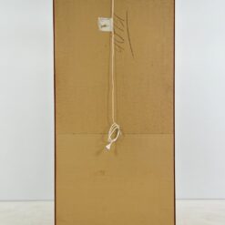 Klasikinio stiliaus riešutmedžio vitrina su apšvietimu 39x103x203 cm