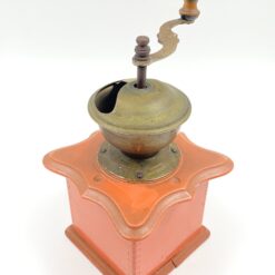 Senovinė “Zassenhaus” kavamalė 15x22x27 cm