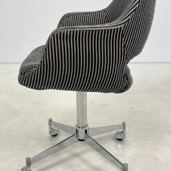 Metalinio rėmo 360 laipsnių sukamas darbo krėslas 50x64x79 cm, 49 cm