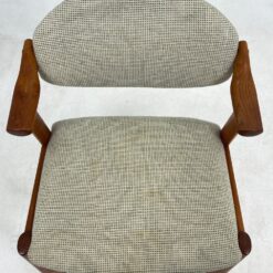 Mid Century “SVA Møbler” tikmedžio krėslas ant ratukų 54x56x82 cm, 51 cm