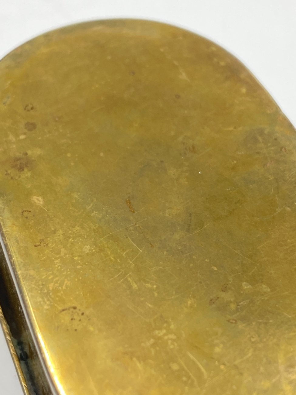 HN0740-dezutes-11 Žalvarinė dėžutė 4x7x2 cm