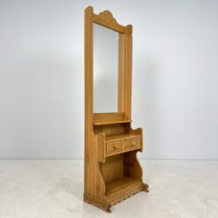 Ąžuolinis prieškambaris su veidrodžiu 35x67x197 cm