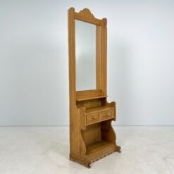 Ąžuolinis prieškambaris su veidrodžiu 35x67x197 cm