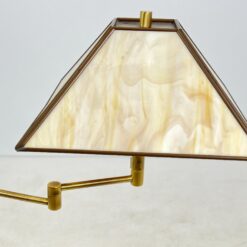 Reguliuojamas žalvario šviestuvas stiklo gaubtu 36×36(+30)x128(+42) cm