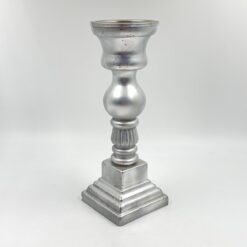 Sidabro spalvos stiklinė žvakidė 13x13x36,5 cm