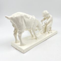 Porcelianinė Max Rösler statula “Berniukas ir ožys” 8×31,5×13 cm