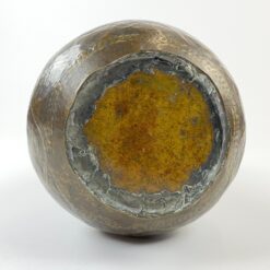 Senovinė žalvarinė vaza su gyvūnų ir augalų motyvais 20x20x34 cm