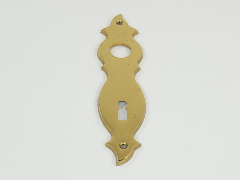 CA1175-raktai-spynos-uzraktai-2 Žalvarinis spynos apkaustas 0,5×4,5×19,5 cm