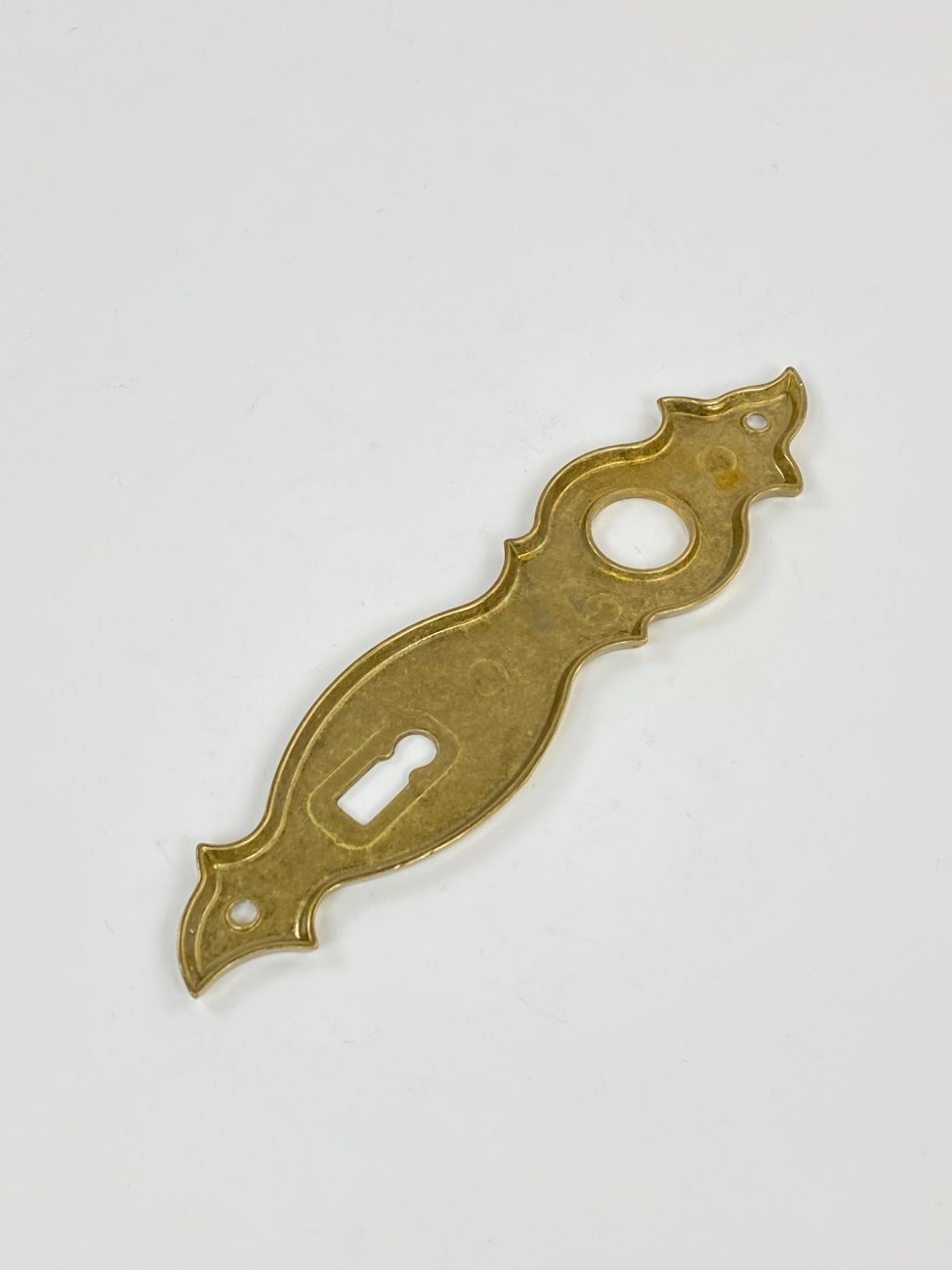 CA1175-raktai-spynos-uzraktai-7 Žalvarinis spynos apkaustas 0,5×4,5×19,5 cm