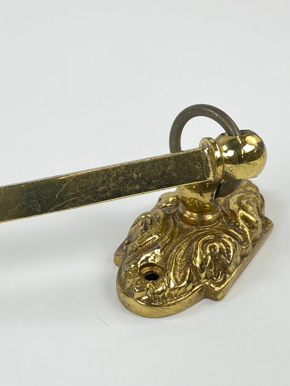 CE0487-kabliukai-16 Žalvariniai užuolaidų kabliukai 2 vnt. komplektas 20x3x32 cm