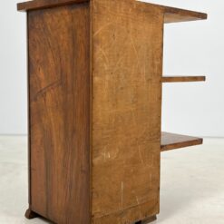 Art deco riešutmedžio komoda su lentynomis kairiajame šone 44×66,5×84 cm