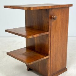 Art deco riešutmedžio komoda su lentynomis kairiajame šone 44×66,5×84 cm