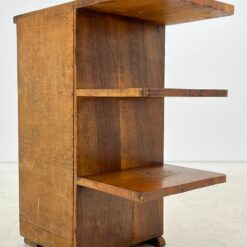 Art deco riešutmedžio komoda su lentynomis kairiajame šone 44×66,5×84 cm