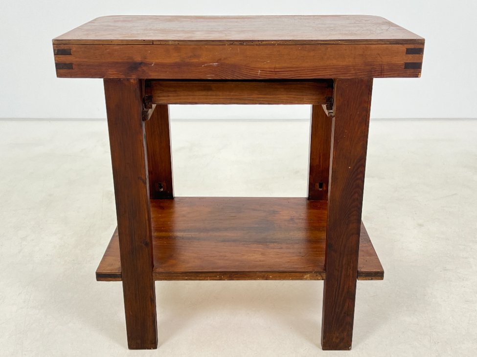 CY0343-stalai-7 Art deco riešutmedžio konsolė su stalčiumi 41×70,5×72 cm