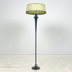 Metalinis pastatomas šviestuvas pintu gaubtu su lapų motyvais 52x52x162 cm