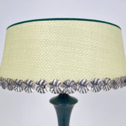 Metalinis pastatomas šviestuvas pintu gaubtu su lapų motyvais 52x52x162 cm