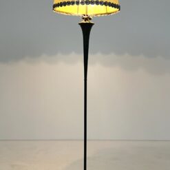 Metalinis pastatomas šviestuvas pintu gaubtu su lapų motyvais 52x52x162 cm