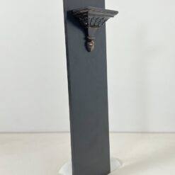 Sieninė klijuojama juodos spalvos konsolė 13x31x110,5 cm