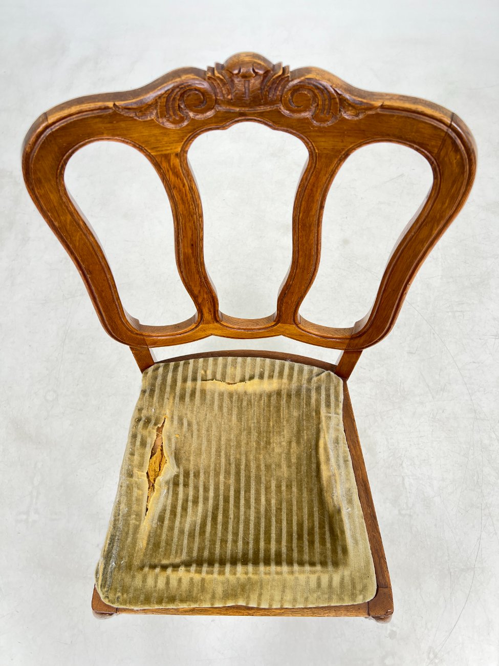 DA0113-kedes-5 Ąžuolinė kėdė su gobelenu restauracijai 48x48x98 cm, 47 cm