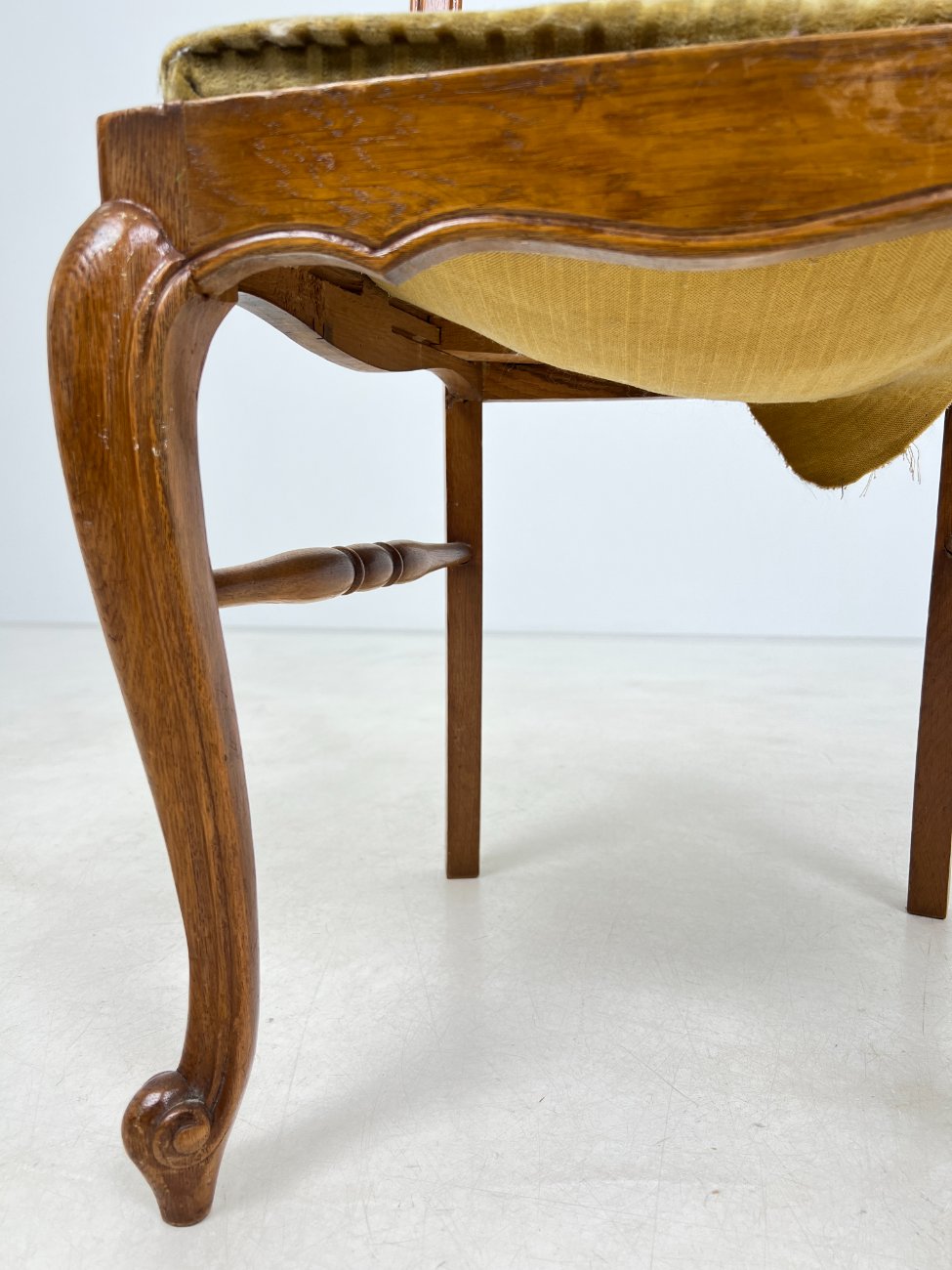 DA0113-kedes-6 Ąžuolinė kėdė su gobelenu restauracijai 48x48x98 cm, 47 cm