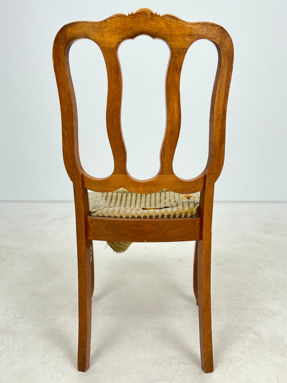 DA0113-kedes-7 Ąžuolinė kėdė su gobelenu restauracijai 48x48x98 cm, 47 cm