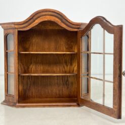 Ąžuolinė pakabinama spintelė su stiklu 17x70x66,5 cm