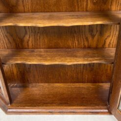 Ąžuolinė pakabinama spintelė su stiklu 17x70x66,5 cm