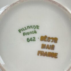 Porcelianinė “Pillivuyt” lėkštė su gėlių raštais 22x22x1,5 cm