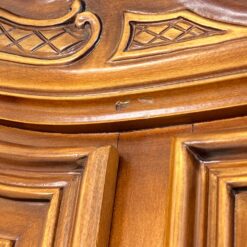 Rokoko stiliaus drožinėtas riešutmedžio dviejų dalių bufetas 49x251x239 cm