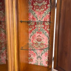 Rokoko stiliaus drožinėtas riešutmedžio dviejų dalių bufetas 49x251x239 cm