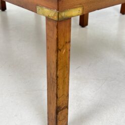 Riešutmedžio staliukai odiniais stalviršiais 3 vnt. komplektas 48x115x44 cm