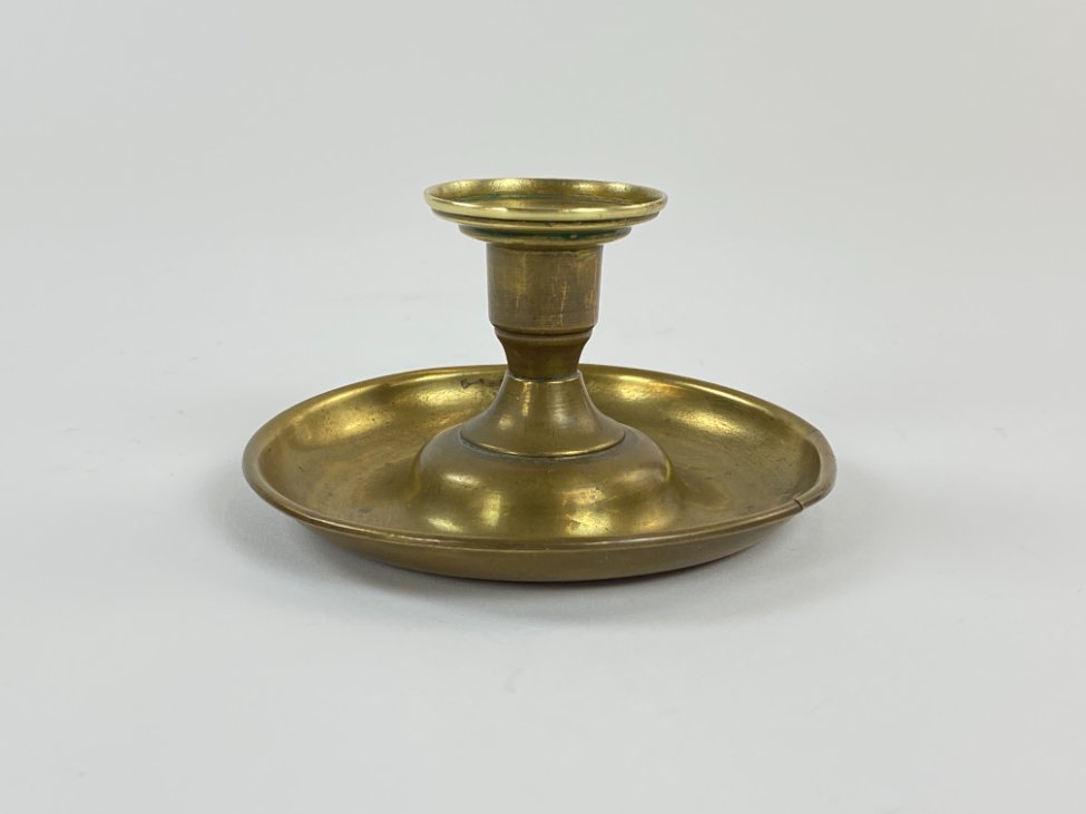 DN0060-zvakides-2 Žalvarinė žvakidė 12,5×12,5×6,5 cm