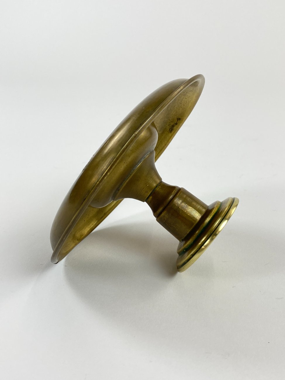 DN0060-zvakides-7 Žalvarinė žvakidė 12,5×12,5×6,5 cm