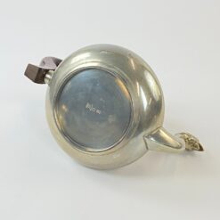 Prancūziškas arbatinuko, cukrinės, ąsotėlio ir padėklo servizas iš alavo