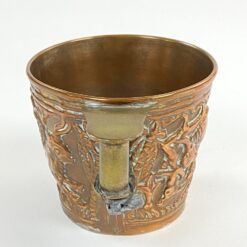 Variniai bareljefiniai puodeliai (150 ml) su medžioklės motyvais 2 vnt. kompl. 8×10,5×7 cm