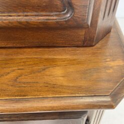 Ąžuolinis dviejų dalių bufetas 55x191x213 cm