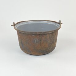 Ketaus puodas su rankena emaliuota vidine dalimi 28x30x17 cm