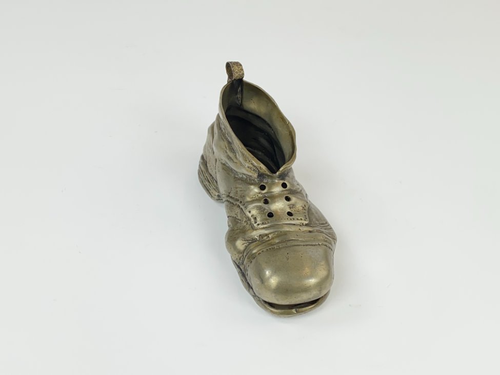 DN0094-kitokios-skulpturos-2 Alavinė bato statula 16,5x8x8,5 cm