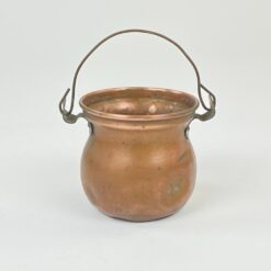 Varinis miniatiūrinis puodas su rankena 8x10x7,5 cm