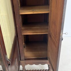 Ąžuolinė drožinėta trijų durų knygų spinta 50x168x179 cm