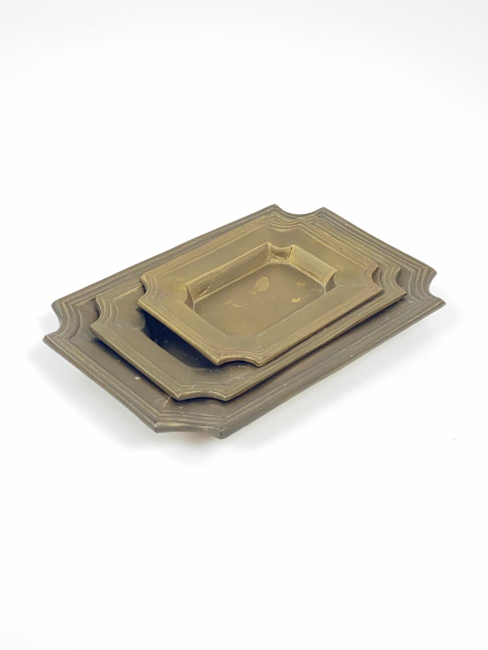 DN0109-lekstes-1 Žalvariniai padėklai 3 vnt. komplektas