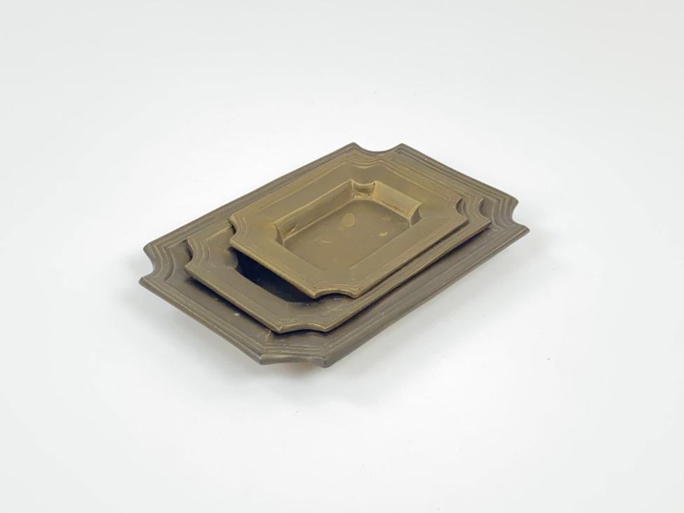 DN0109-lekstes-2 Žalvariniai padėklai 3 vnt. komplektas