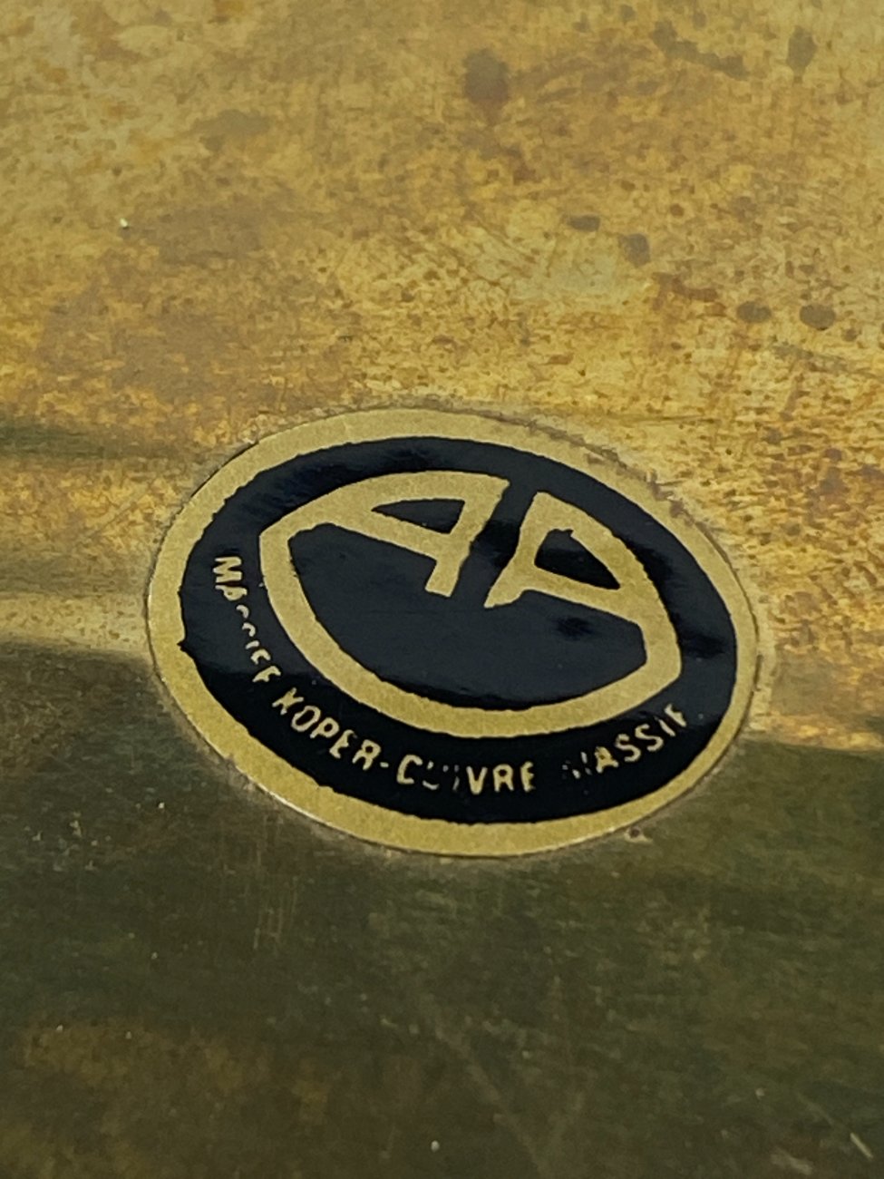 DN0109-lekstes-6 Žalvariniai padėklai 3 vnt. komplektas