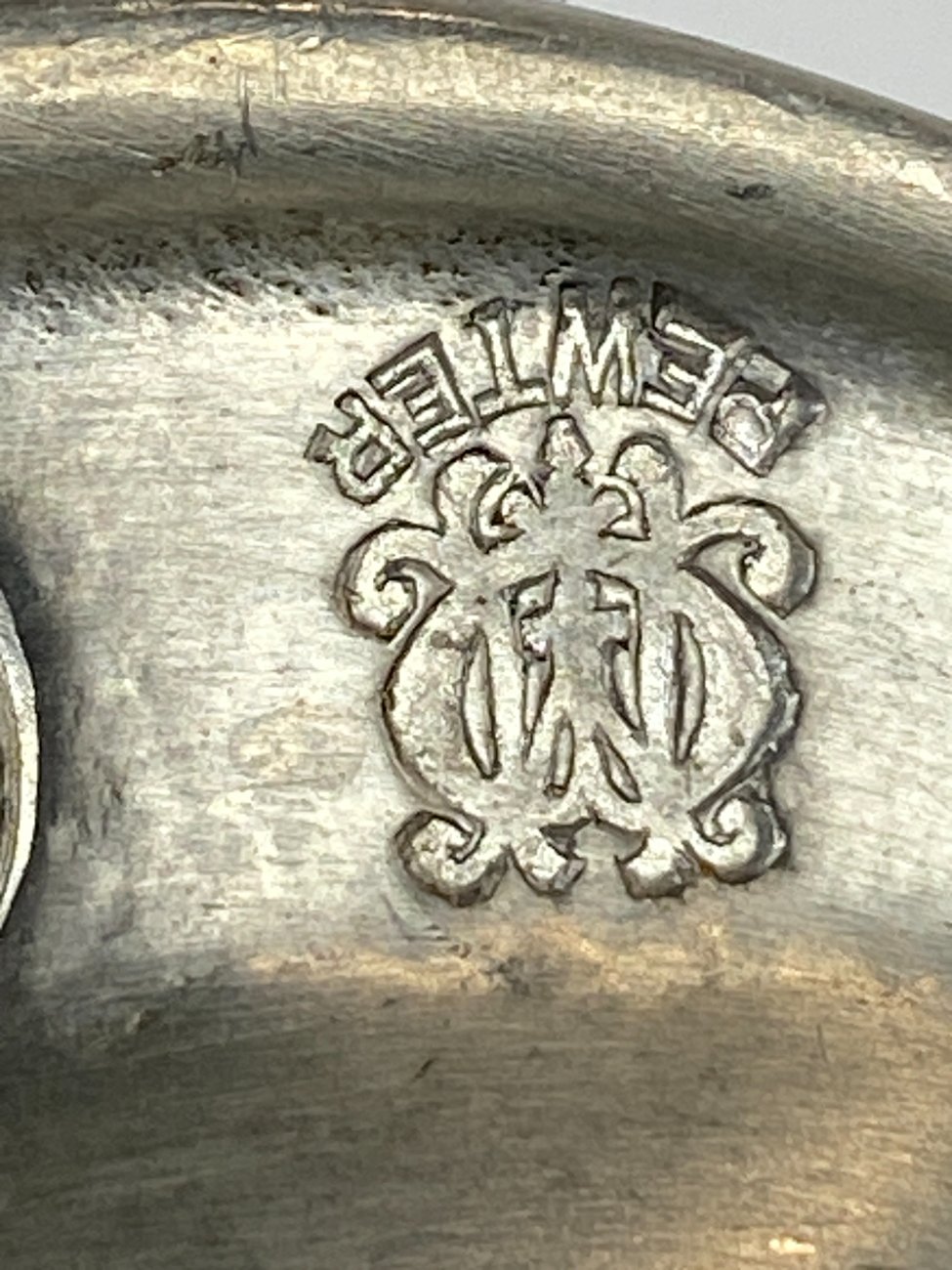 DN0111-lekstes-6 Alavinė lėkštutė 15x15x1 cm