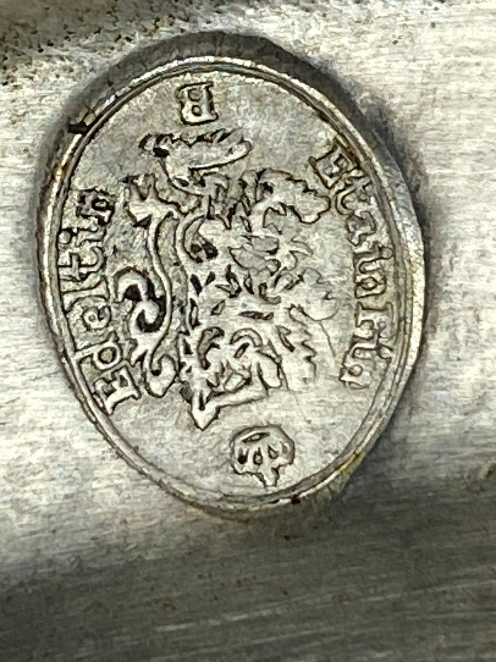 DN0111-lekstes-7 Alavinė lėkštutė 15x15x1 cm