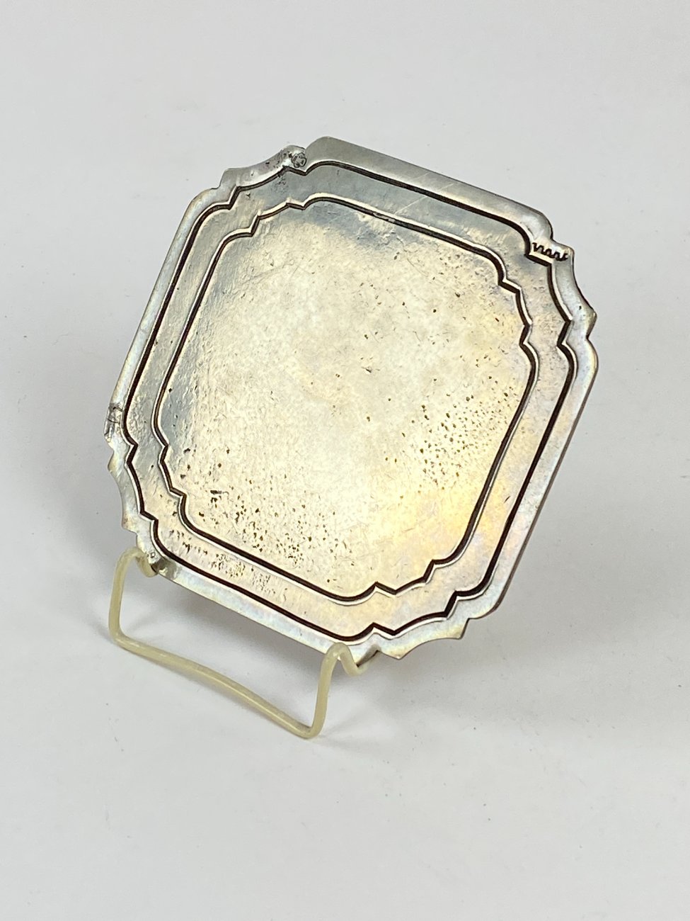 DN0124-padeklai-5 Alaviniai padėkliukai 6 vnt. komplektas 13,5×13,5×0,4 cm