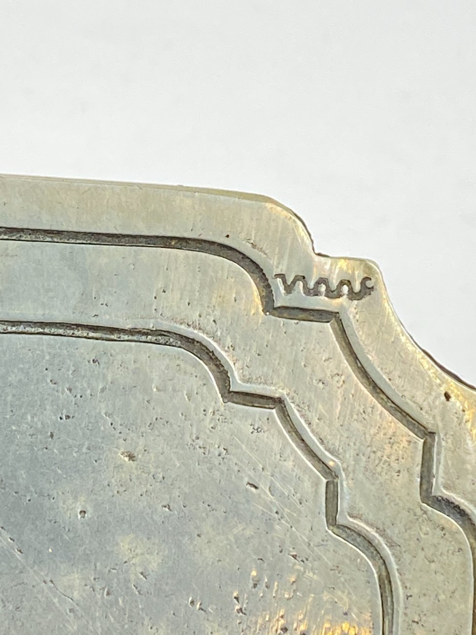 DN0124-padeklai-6 Alaviniai padėkliukai 6 vnt. komplektas 13,5×13,5×0,4 cm