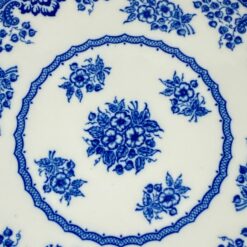 Apvali porcelianinė serviravimo lėkštė su augalų motyvais 36x36x2 cm